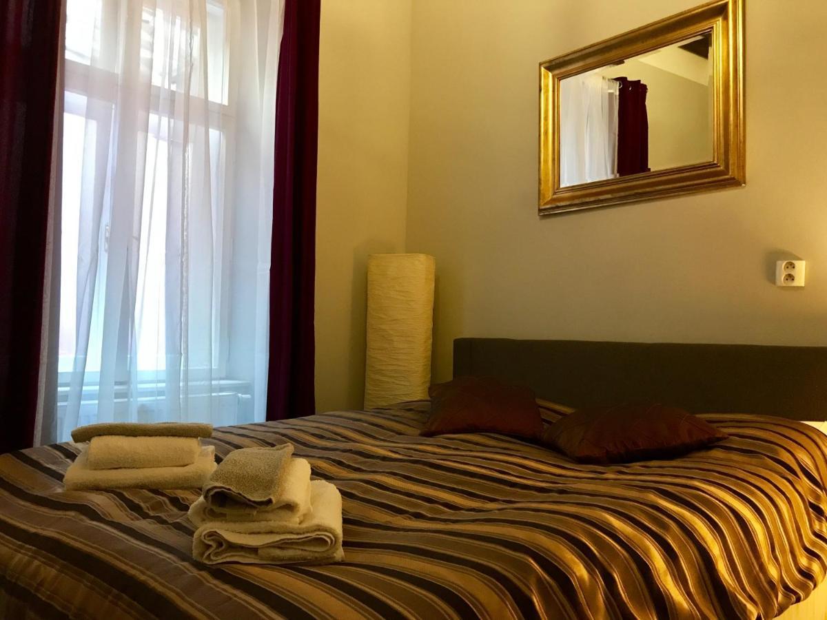 Brno Center Whirlpool Apartment Luaran gambar